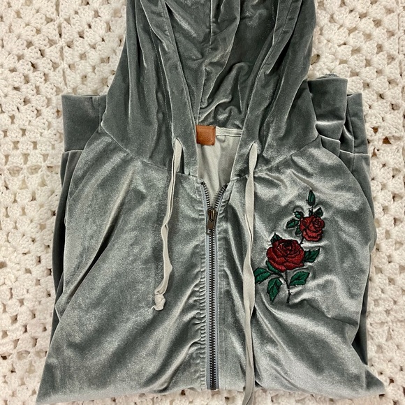 POL Velour grey zip up hoodie with rose detail on left chest 🌹🌹🌹 size M - Picture 1 of 5